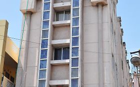 Hotel Golden Tower Mayiladuthurai